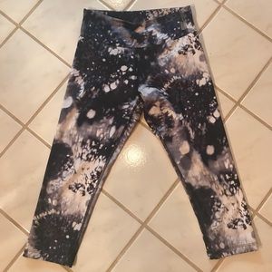 Splatter cropped leggings